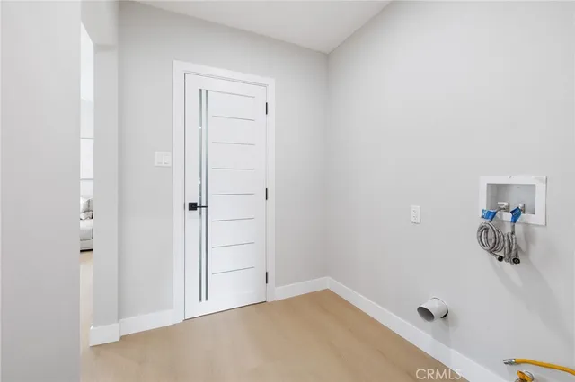 $1,049,000 | 14137 Gain Street, Arleta, CA 91331