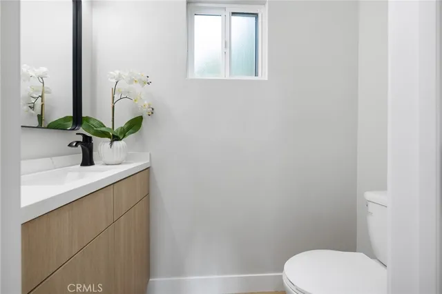 $1,049,000 | 14137 Gain Street, Arleta, CA 91331