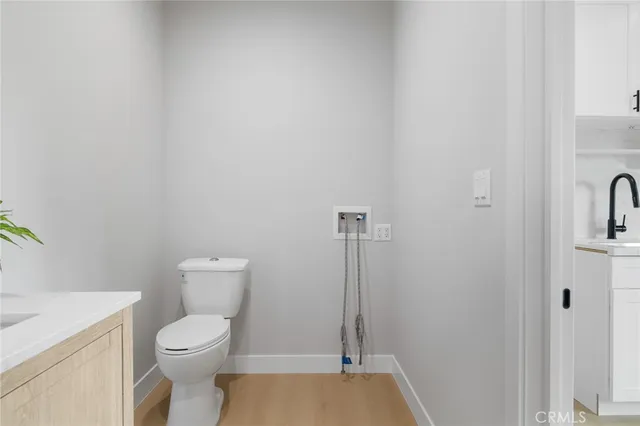 $1,049,000 | 14137 Gain Street, Arleta, CA 91331