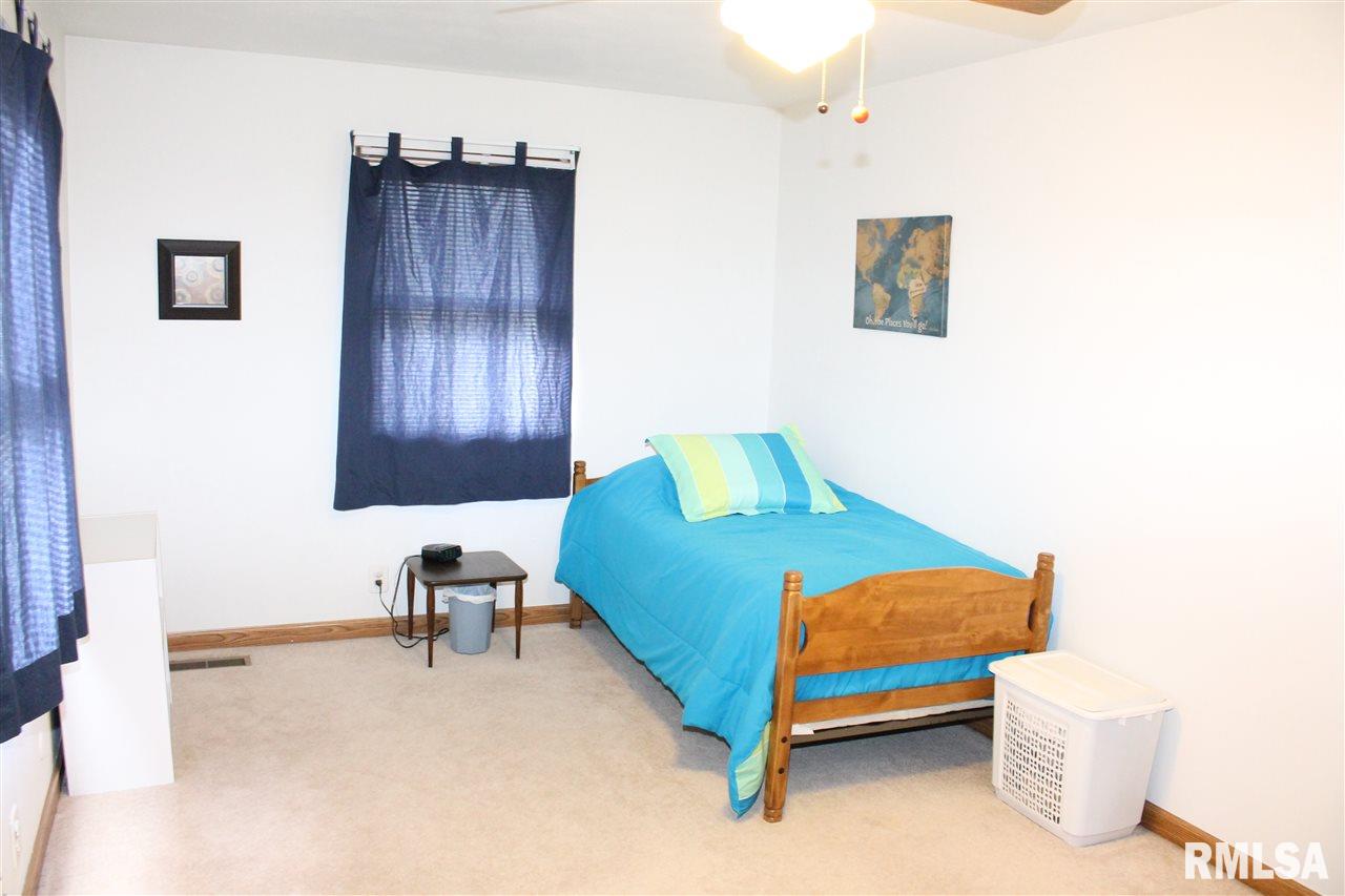 6407 North Post Oak Road Peoria, IL 61615 - Photo 23 of 27 Gallery Image 23