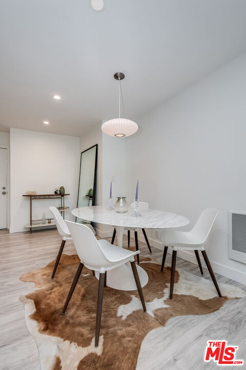 16 Quarterdeck Street, Unit 102 Marina del Rey, CA 90292 - Photo 10 of 19