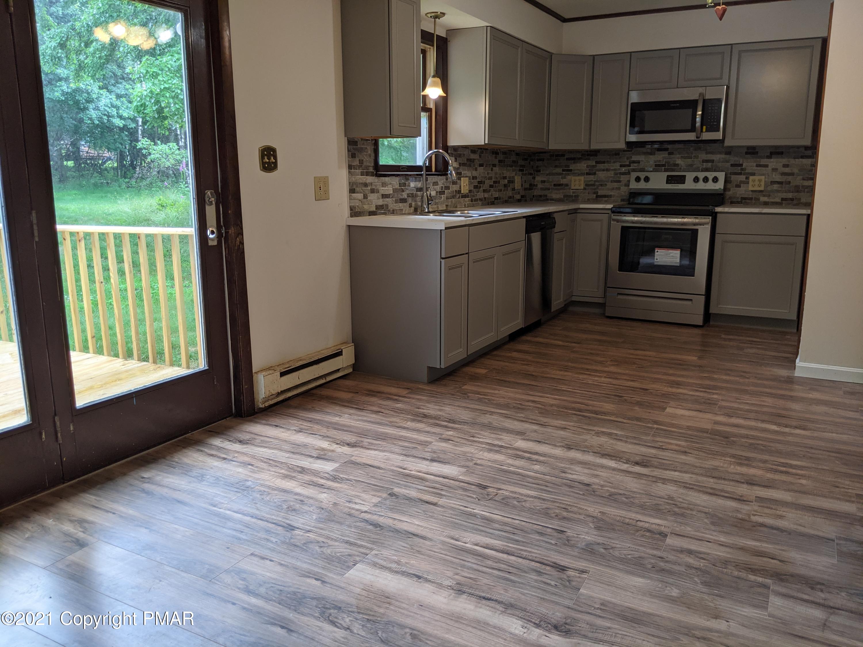 580 Mountain Road Albrightsville, PA 18210 - Photo 8 of 24 PXL_20210629_193427583
