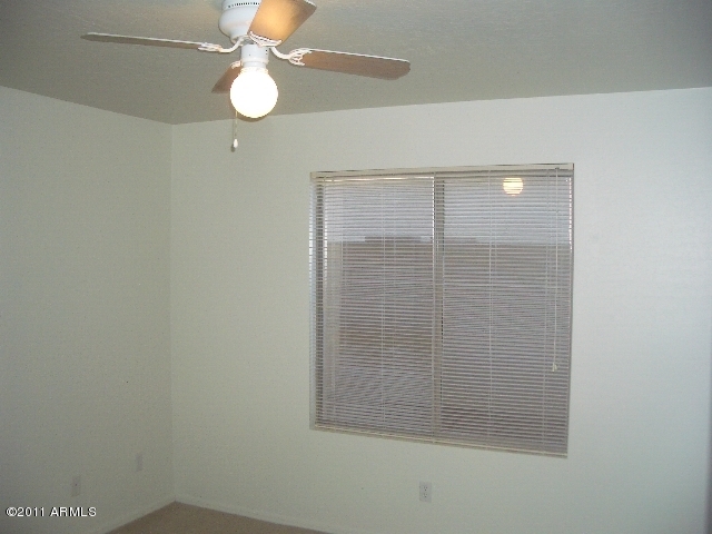 11233 West Almeria Road Avondale, AZ 85392 - Photo 8 of 33 IMGP7956