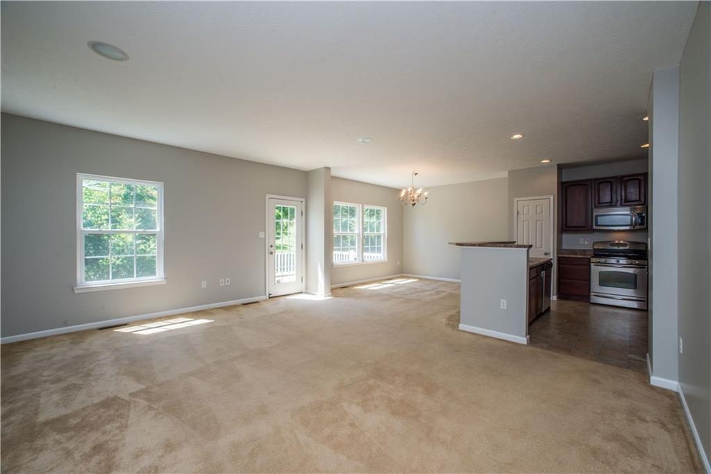 243 Maple Ridge Drive Canonsburg, PA 15317 - Photo 3 of 25 Gallery Image 3