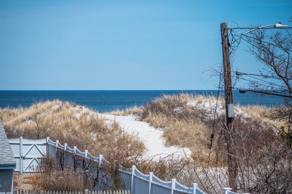 9 Sandy Way Gloucester, MA 01930 - Photo 30 of 36