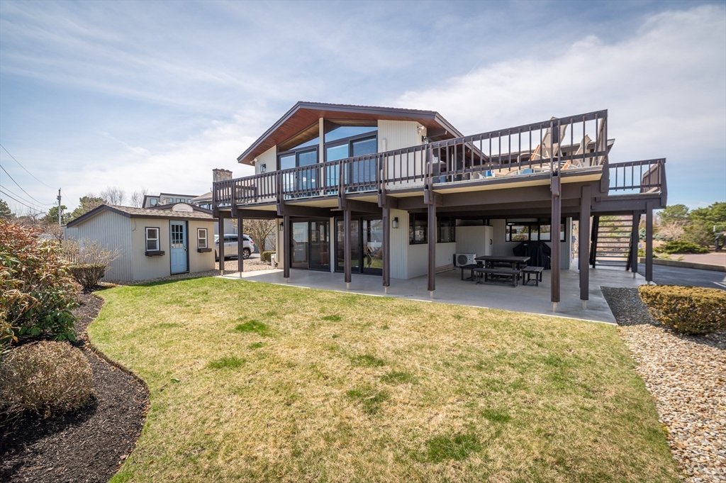 9 Sandy Way Gloucester, MA 01930 - Photo 3 of 36