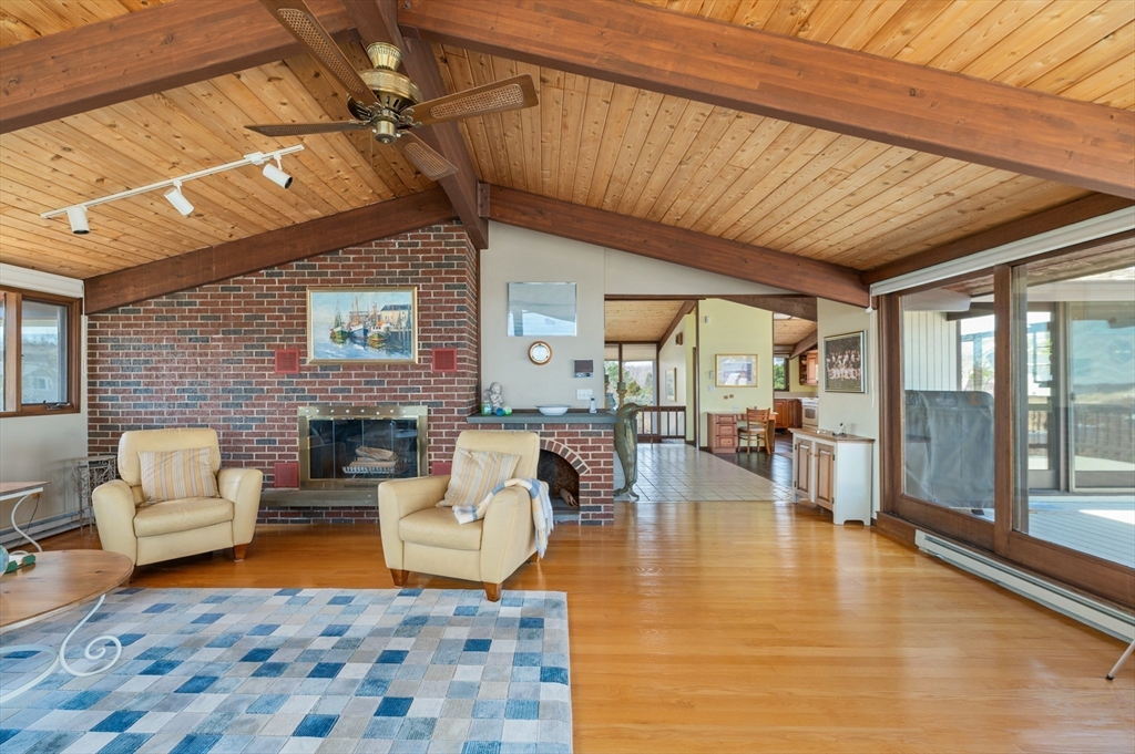 9 Sandy Way Gloucester, MA 01930 - Photo 5 of 36