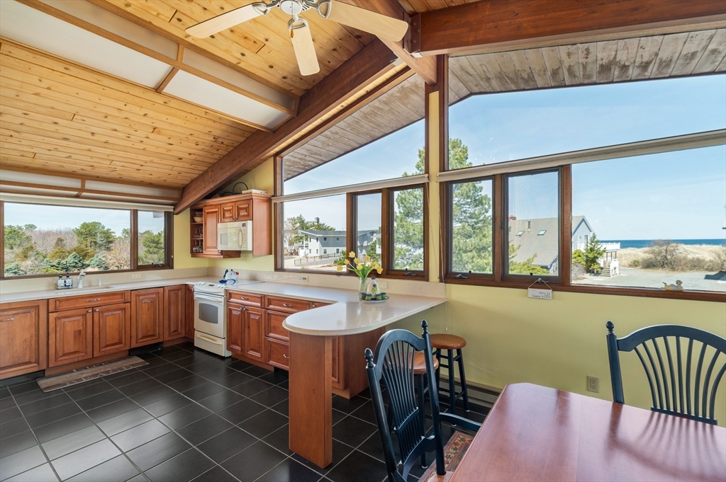 9 Sandy Way Gloucester, MA 01930 - Photo 8 of 36