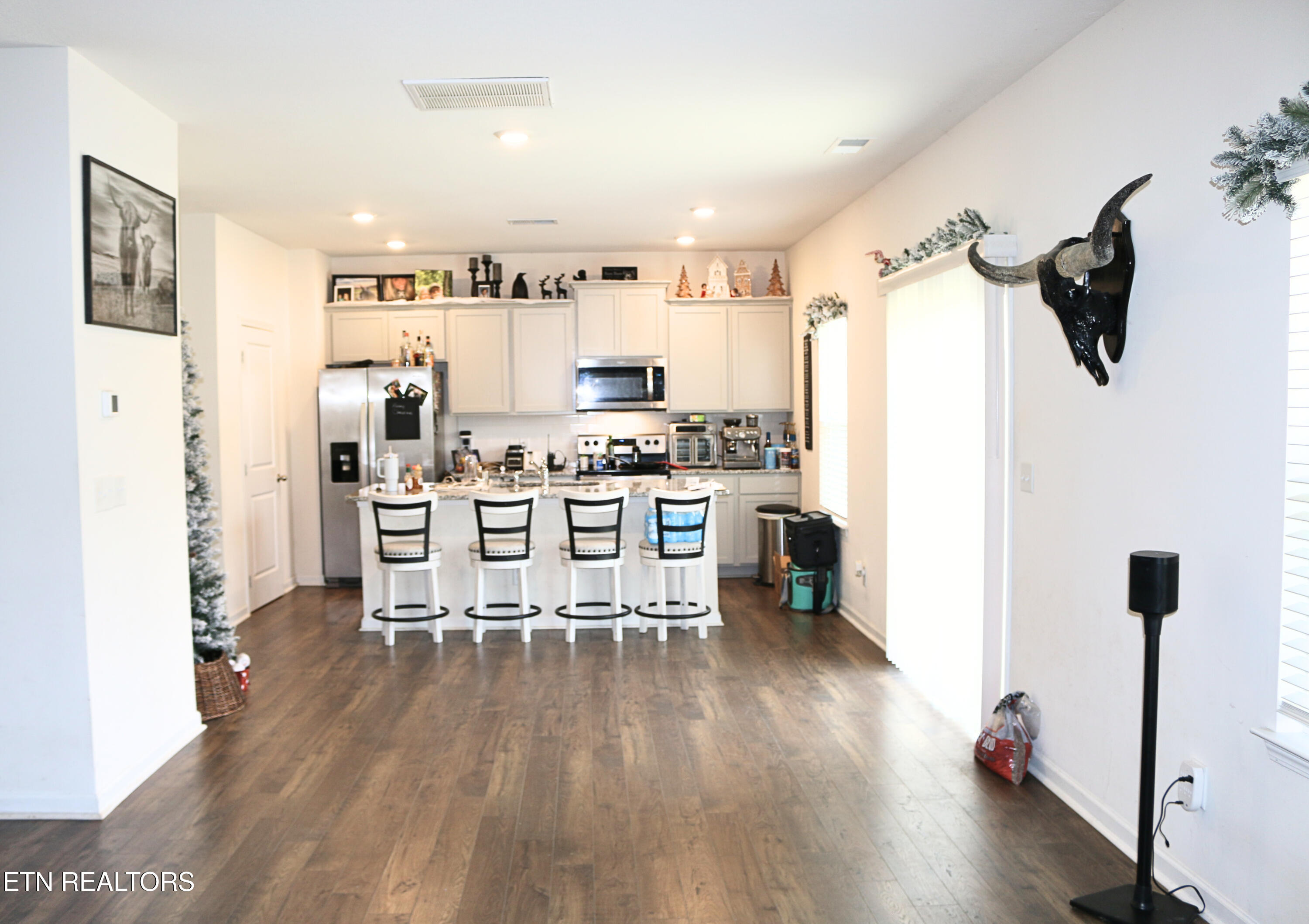 1642 Pebblestone Court Morristown, TN 37814 - Photo 8 of 25 IMG_2926 - Edited