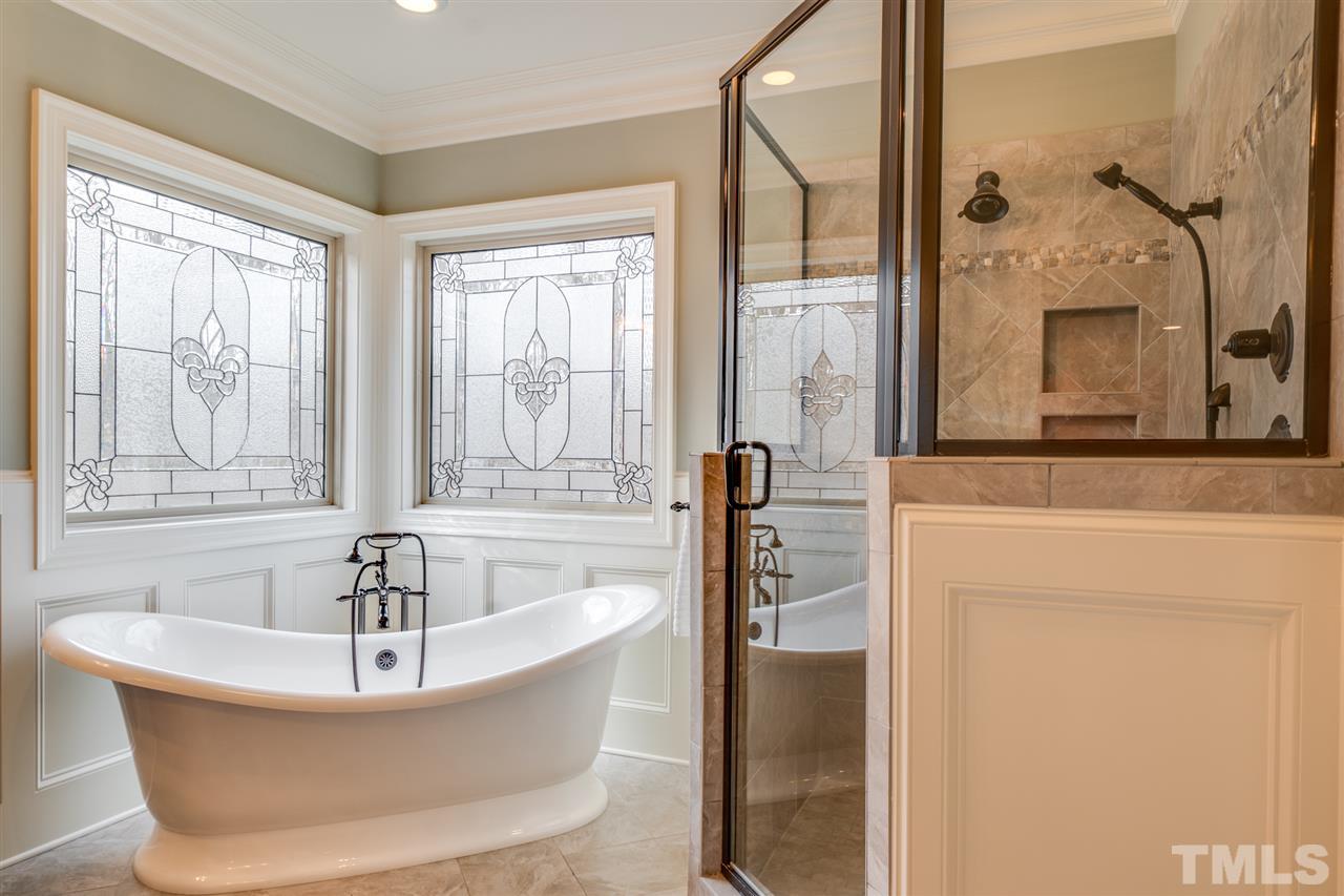 6837 Mactavish Way Raleigh, NC 27613 - Photo 11 of 30