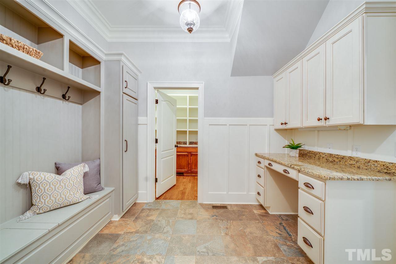 6837 Mactavish Way Raleigh, NC 27613 - Photo 15 of 30