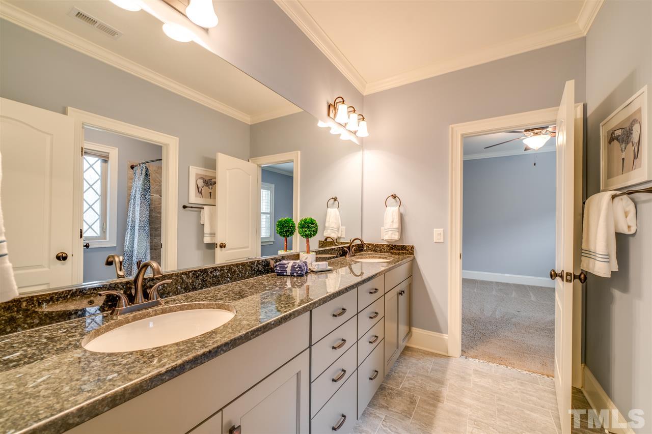 6837 Mactavish Way Raleigh, NC 27613 - Photo 17 of 30