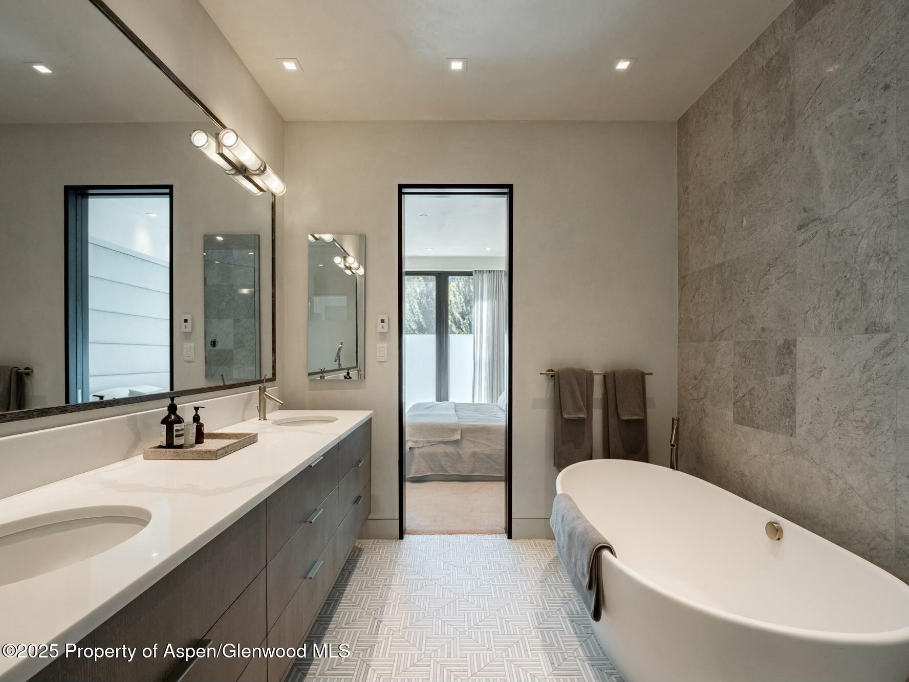 1154 East Cooper Avenue Aspen, CO 81611 - Photo 15 of 30 Primary Bath