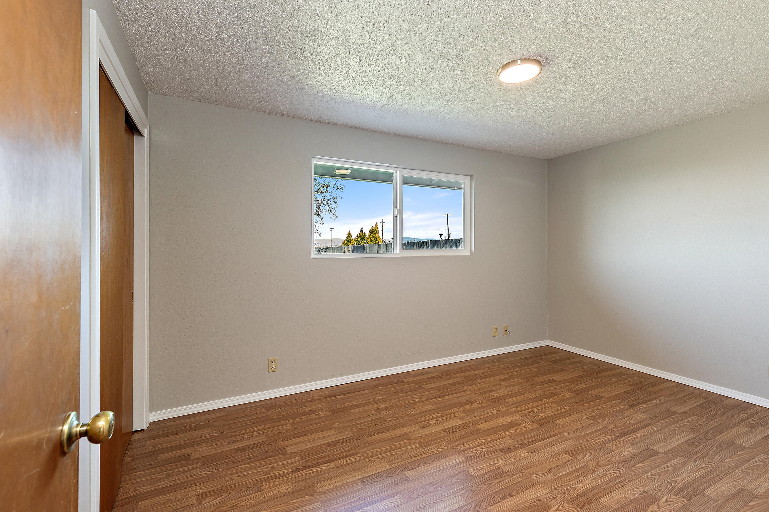7973 Division Road White City, OR 97503 - Photo 15 of 29 15_DR_27