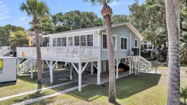 $847,000 | 705 Palmetto Boulevard, Edisto Beach, SC 29438