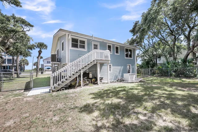 $829,900 | 705 Palmetto Boulevard, Edisto Beach, SC 29438