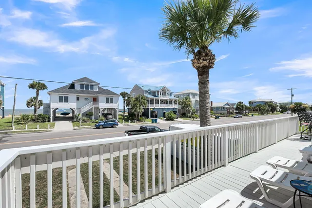 $829,900 | 705 Palmetto Boulevard, Edisto Beach, SC 29438
