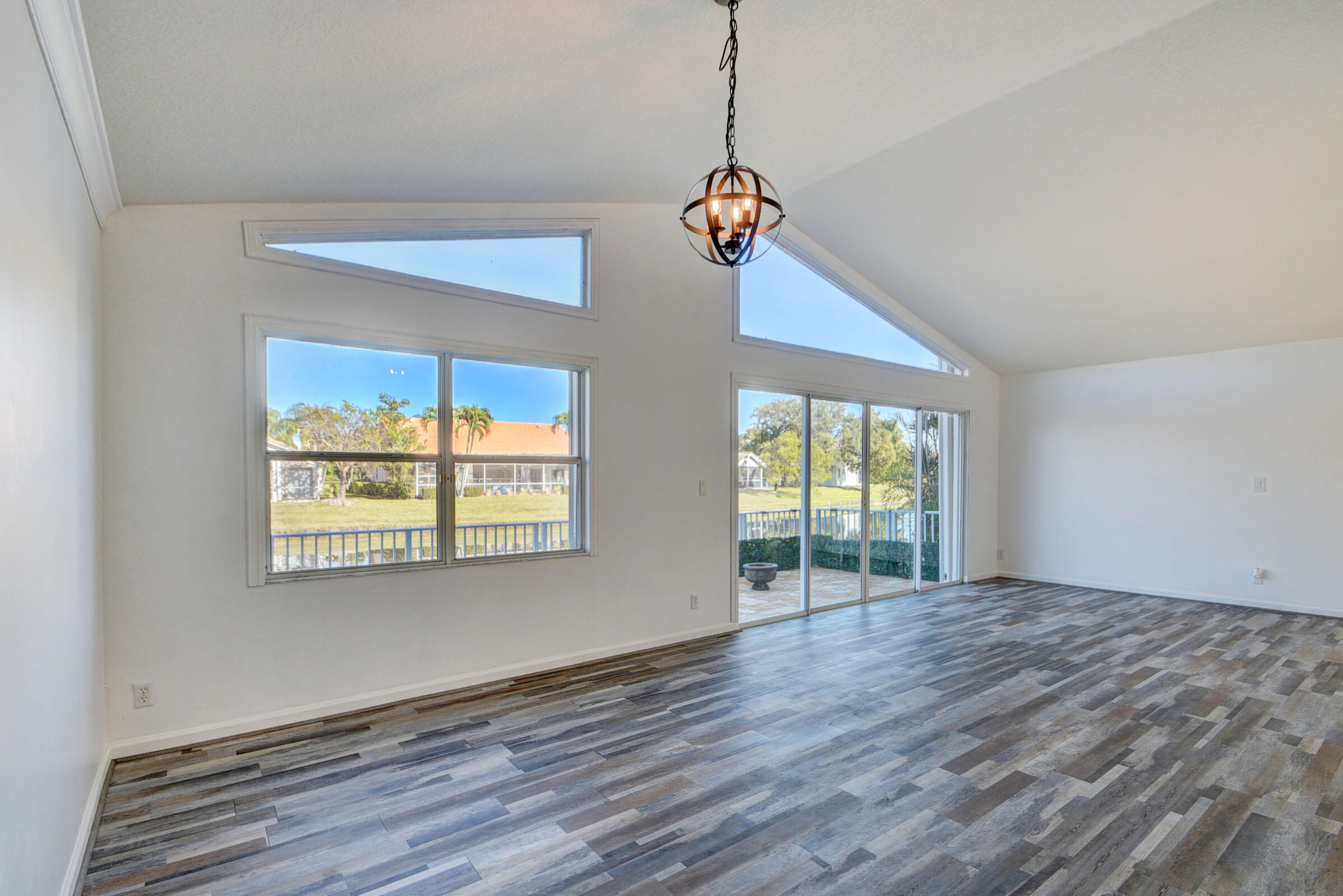 164 Cove Road Greenacres, FL 33413 - Photo 14 of 57 13_house (13)