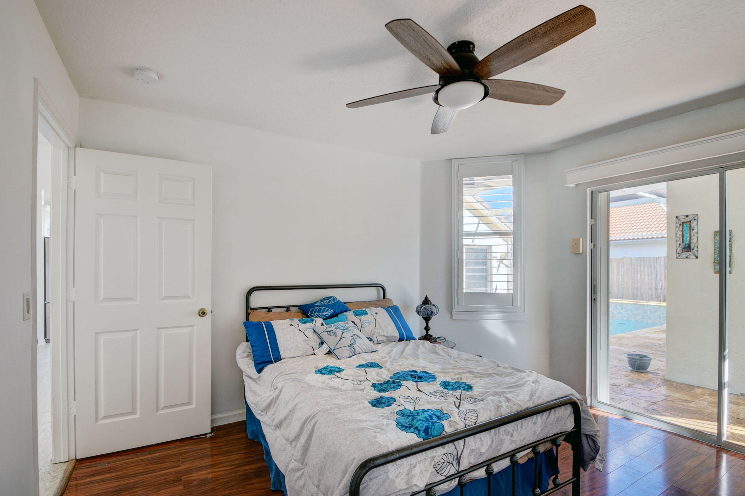 164 Cove Road Greenacres, FL 33413 - Photo 33 of 57 32_house (32)