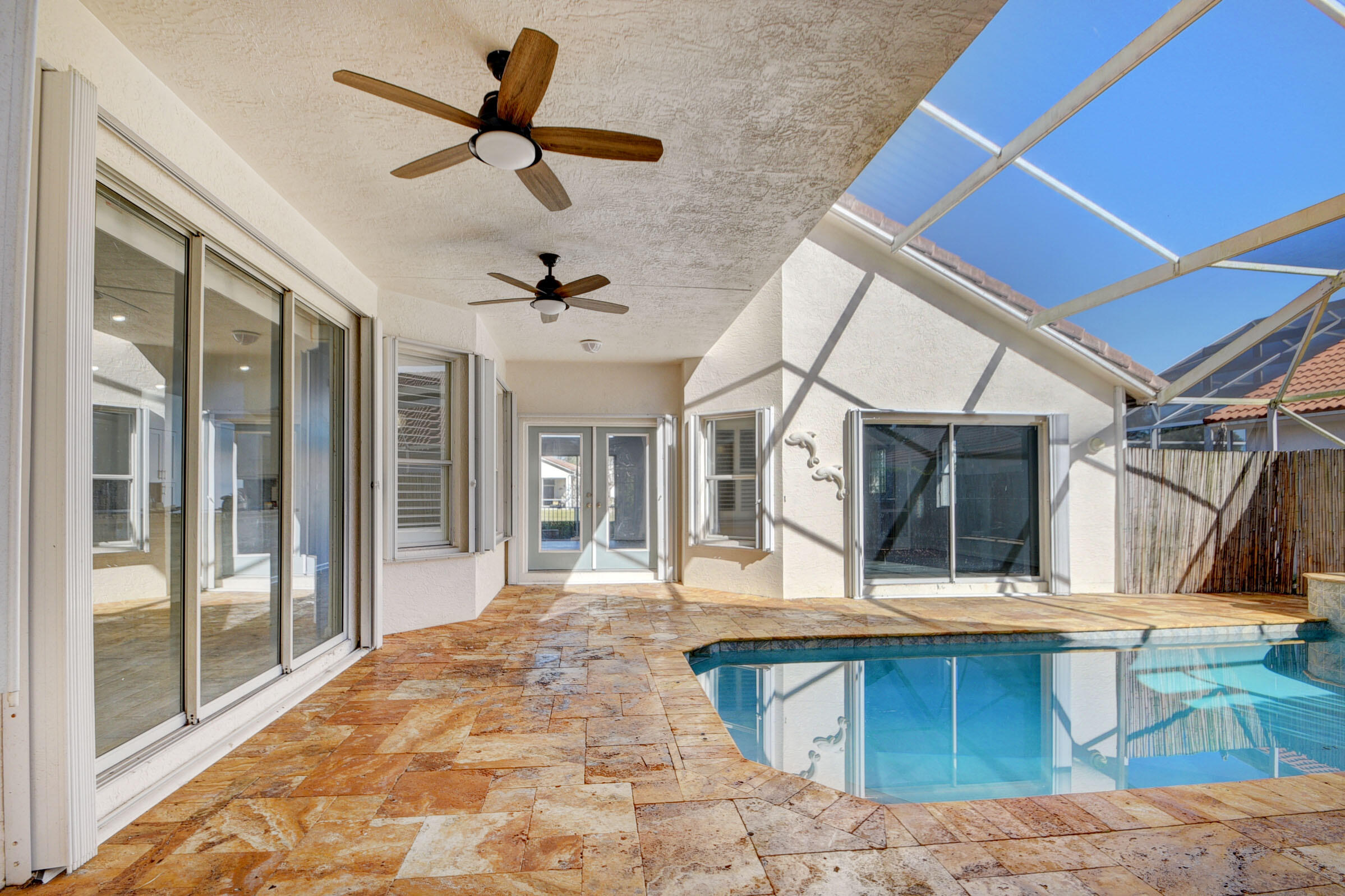 164 Cove Road Greenacres, FL 33413 - Photo 6 of 57 05_house (5)