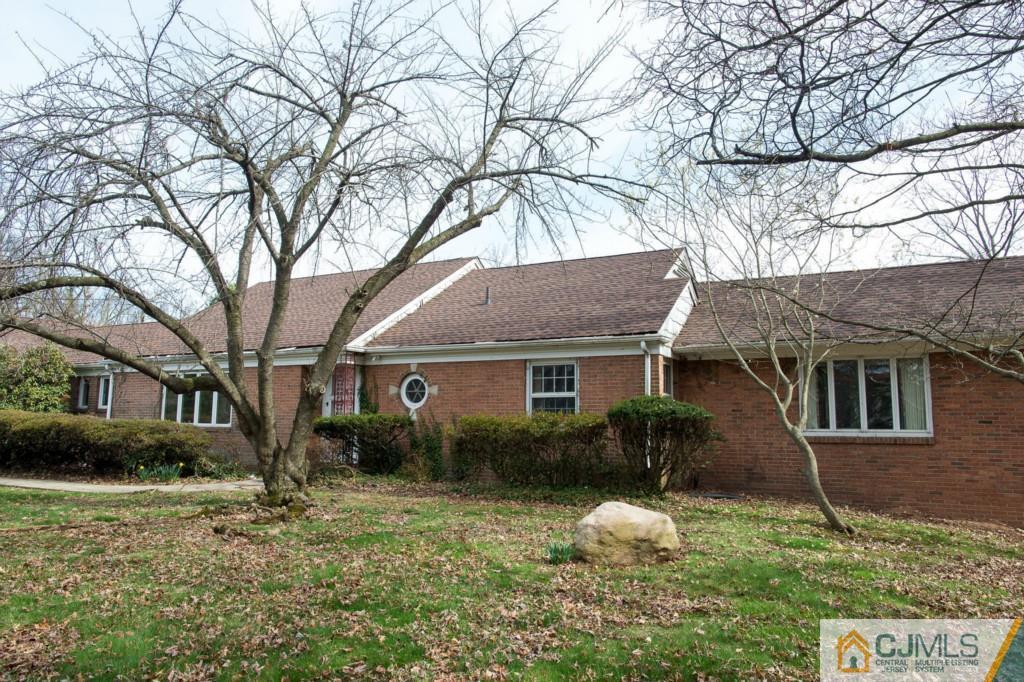 417 New Dover Road Colonia, NJ 07067 - Photo 3 of 25 Gallery Image 3