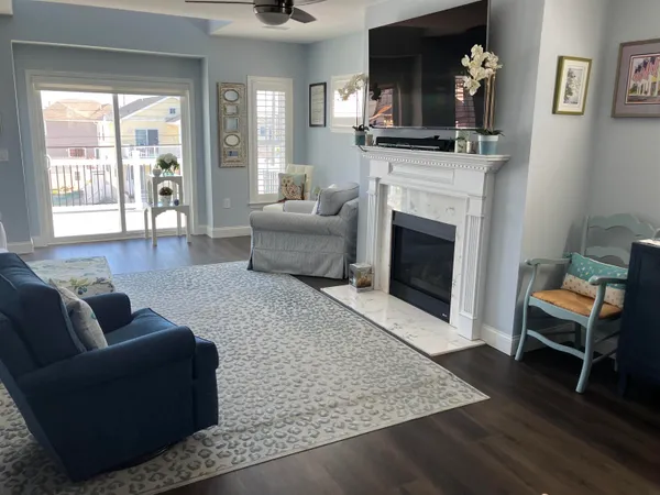 $1,299,000 | 108 West 7th Avenue, North Wildwood, NJ 08260