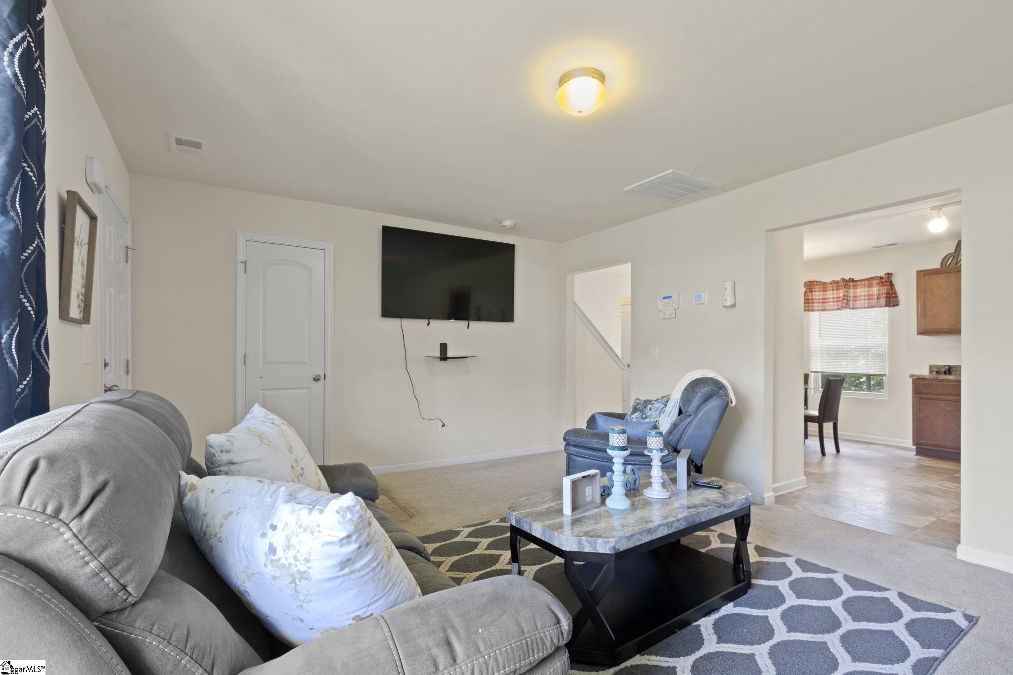 102 Big View Anderson, SC 29621 - Photo 4 of 25 Gallery Image 4