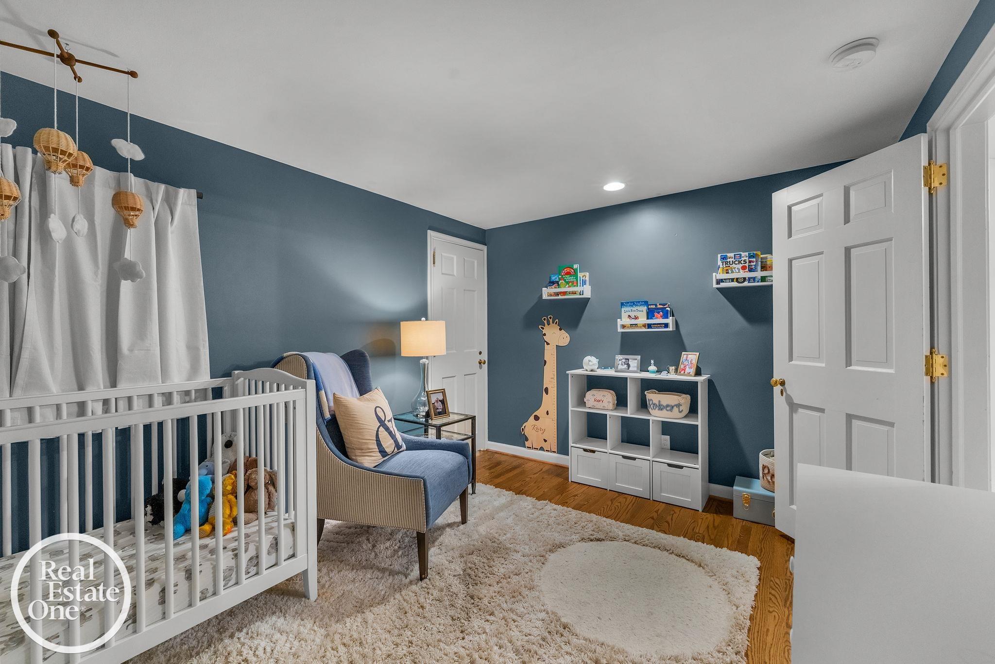 90 Colonial Road Grosse Pointe, MI 48236 - Photo 24 of 49 50213312-70c59acb-c1b8-4bd1-8654-cec9c7f85420.JPG