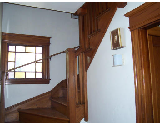 32 Briarfield Road Milton, MA 02186 - Photo 3 of 9 Gallery Image 3