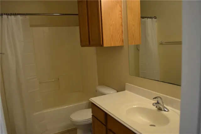 $2,100 | 1001 Krenek Tap Road, College Station, TX 77840