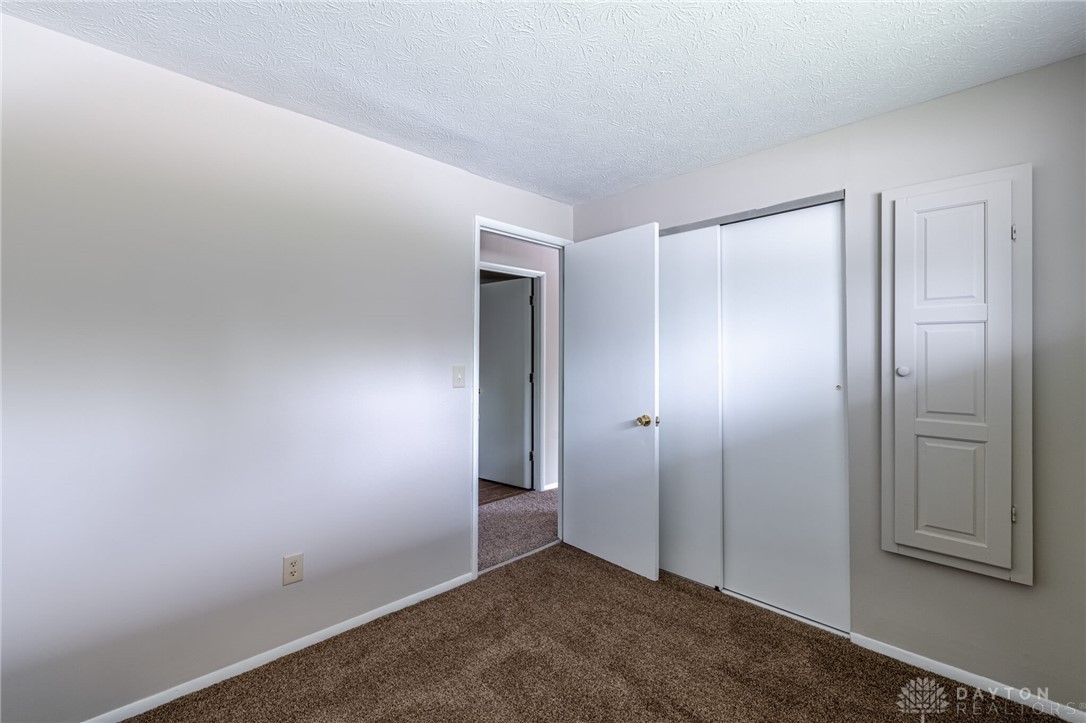 5755 Benedict Road Dayton, OH 45424 - Photo 9 of 21 Gallery Image 9