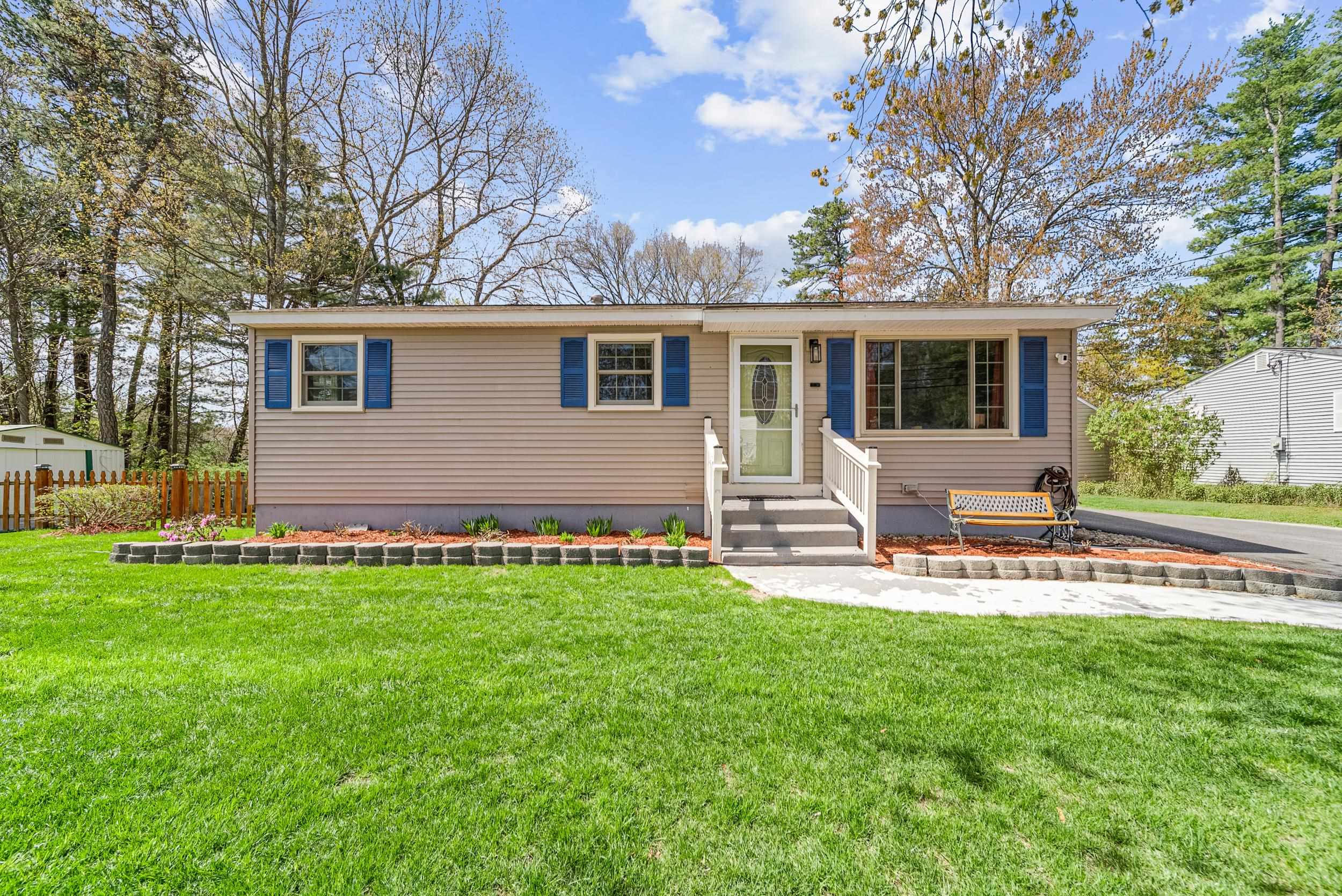 962 Goffstown Road Manchester, NH 03102 - Photo 1 of 26