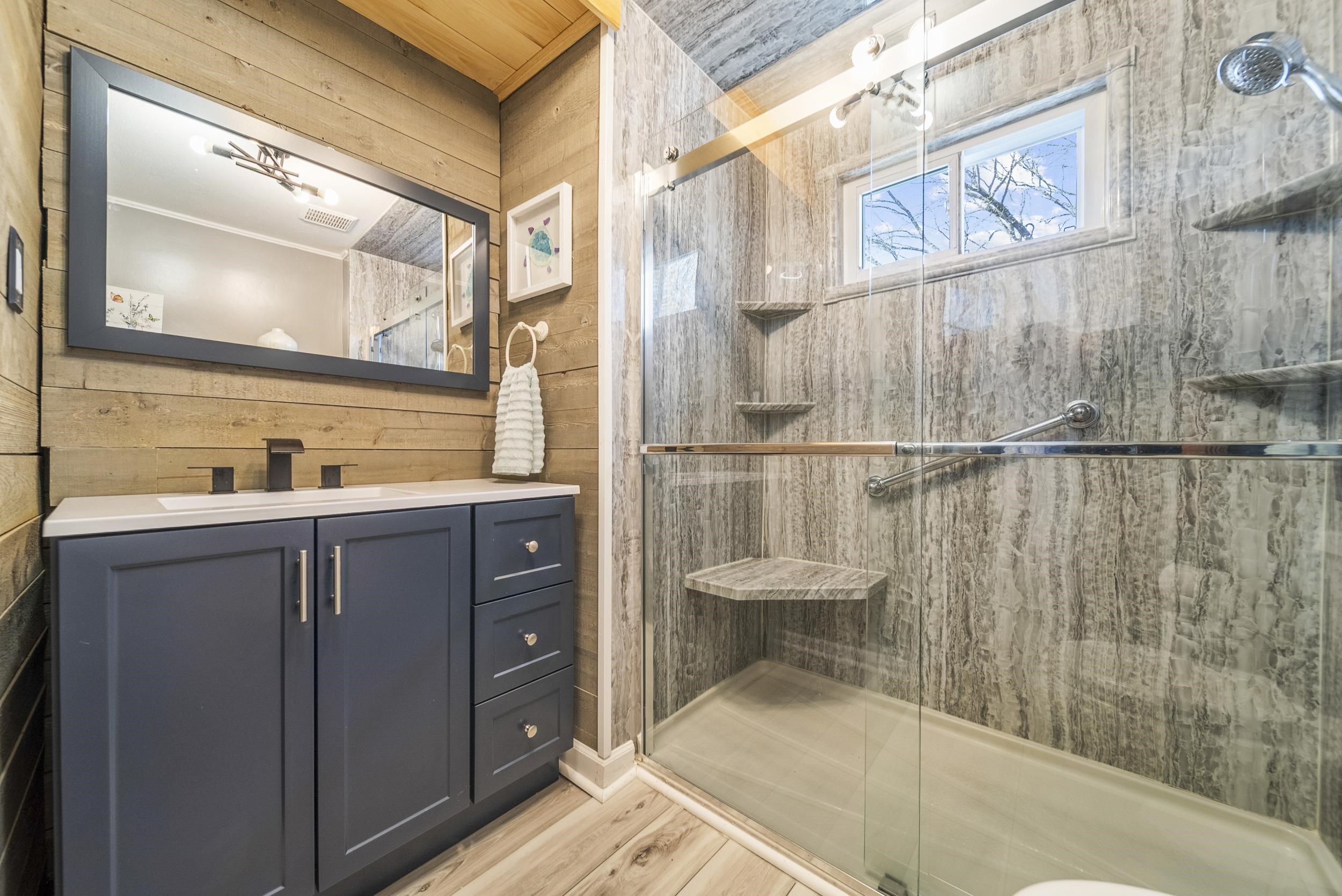 962 Goffstown Road Manchester, NH 03102 - Photo 19 of 26