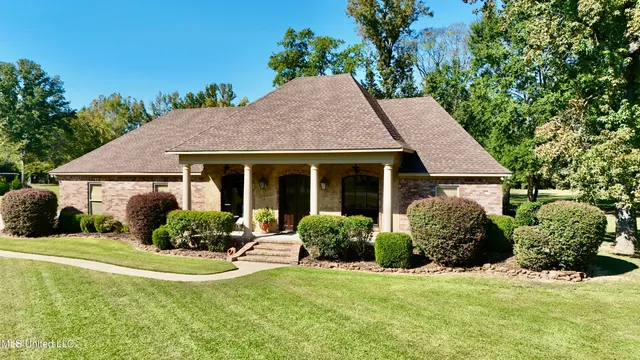 $519,900 | 112 Pinehaven Place, Clinton, MS 39056
