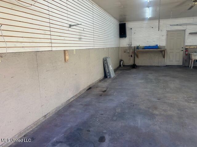112 Pinehaven Place Clinton, MS 39056 - Photo 37 of 39 shop garage