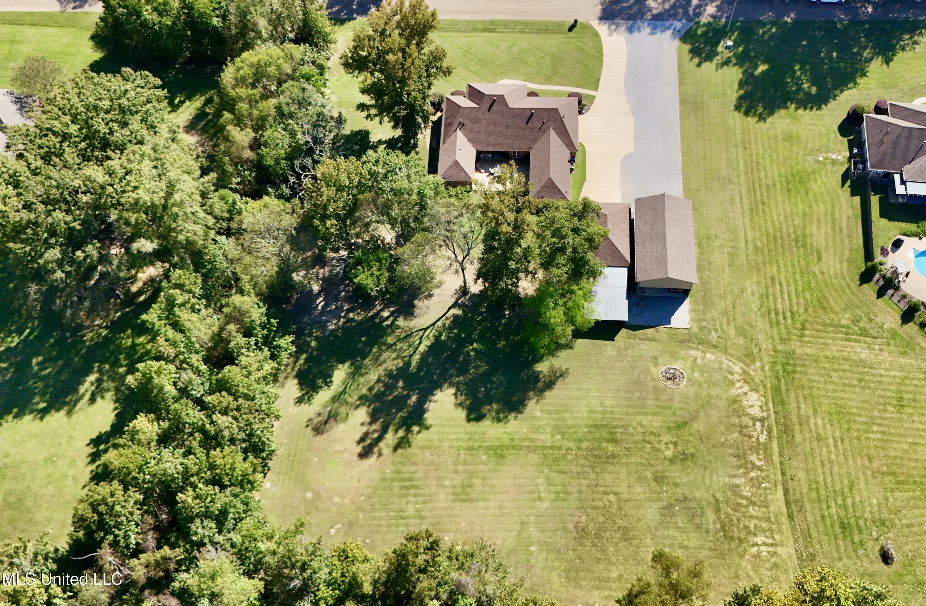 112 Pinehaven Place Clinton, MS 39056 - Photo 5 of 39 PPAERIALBACK