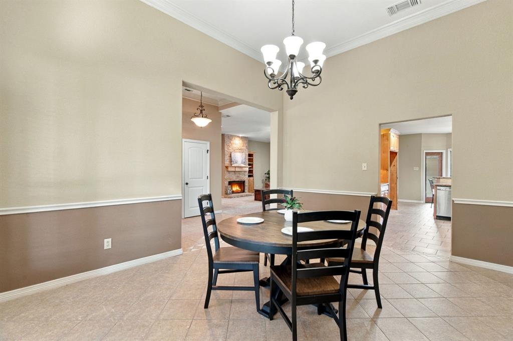 108 Cedar Ranch Drive Weatherford, TX 76087 - Photo 12 of 38 Gallery Image 12