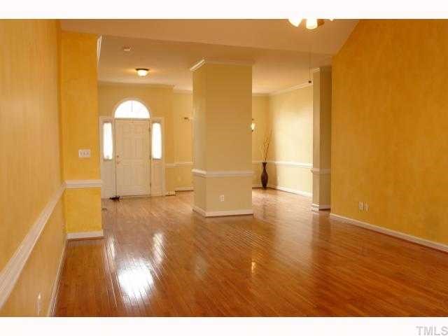 5409 Calverton Drive Raleigh, NC 27613 - Photo 4 of 12