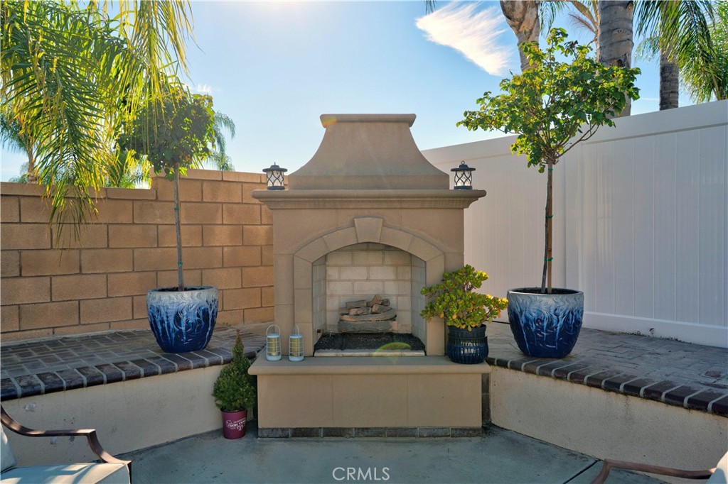 29183 Paperflower Lane Menifee, CA 92584 - Photo 41 of 49 a living room with furniture and a potted plant