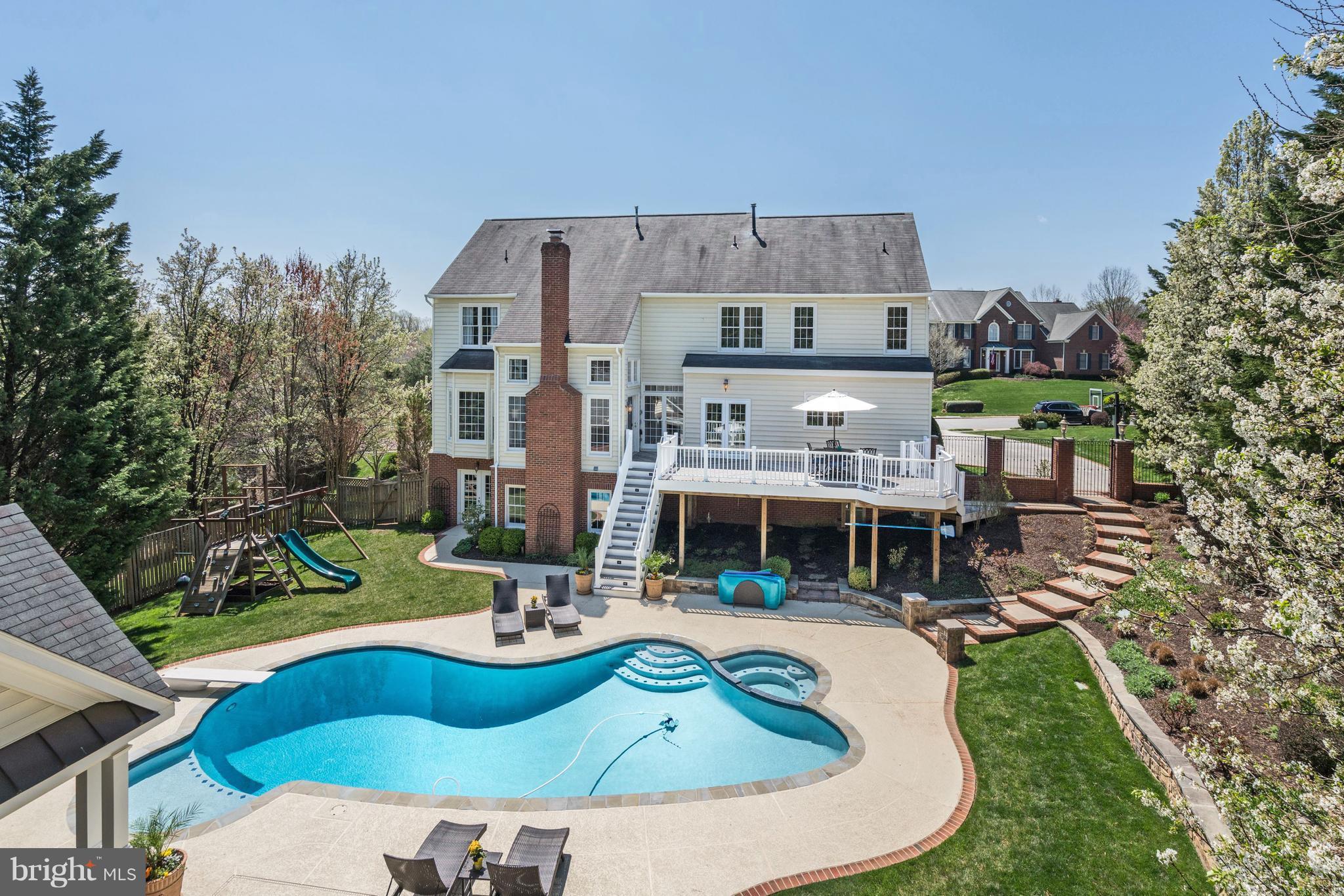 11284 Stones Throw Drive Reston, VA 20194 - Photo 2 of 30 Exterior (Rear)