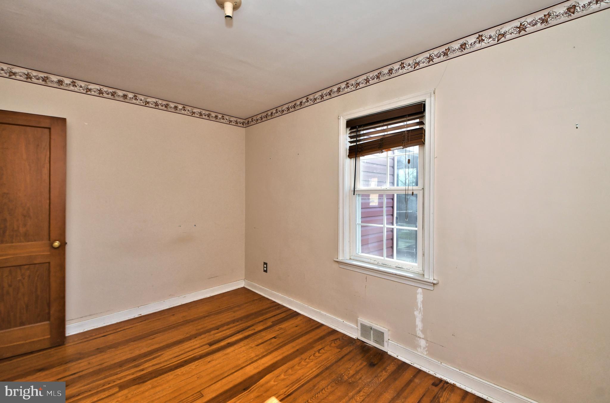 317 Clear Spring Road Lansdale, PA 19446 - Photo 23 of 47 Bedroom 2
