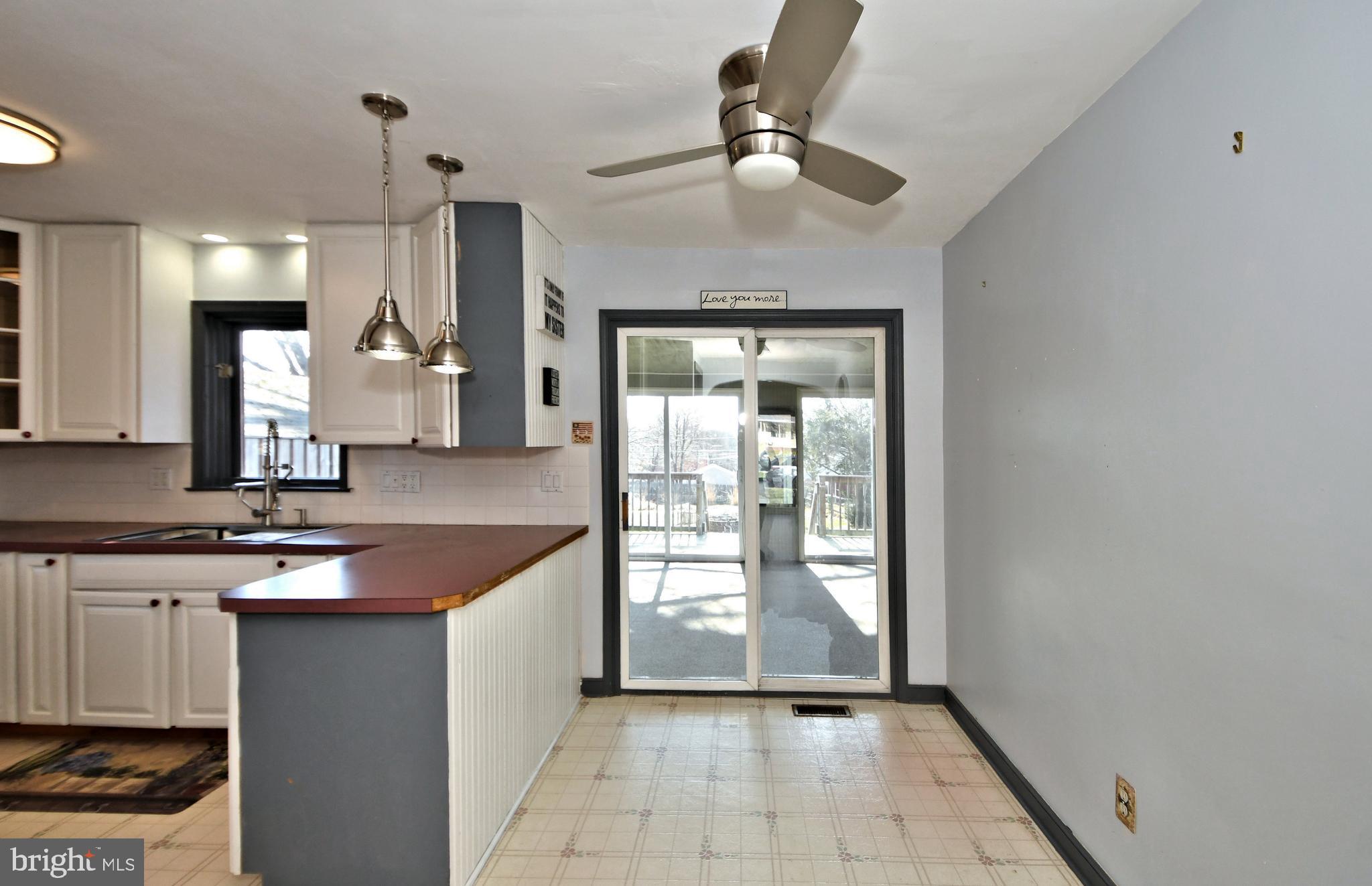 317 Clear Spring Road Lansdale, PA 19446 - Photo 10 of 47 Kitchen