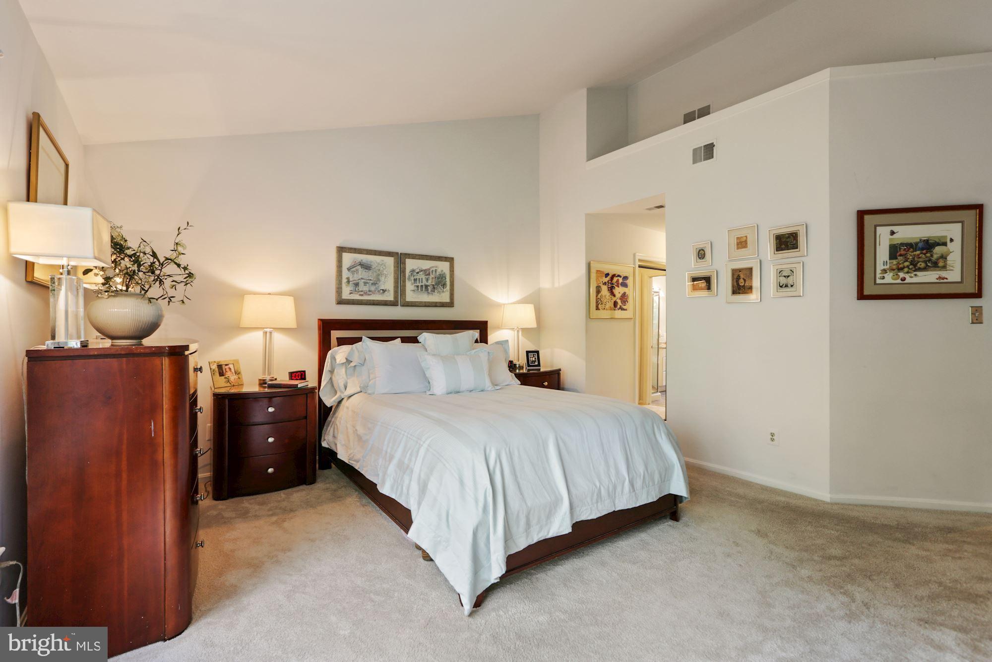 11412 Hollow Timber Way Reston, VA 20194 - Photo 21 of 59 Primary Bedroom
