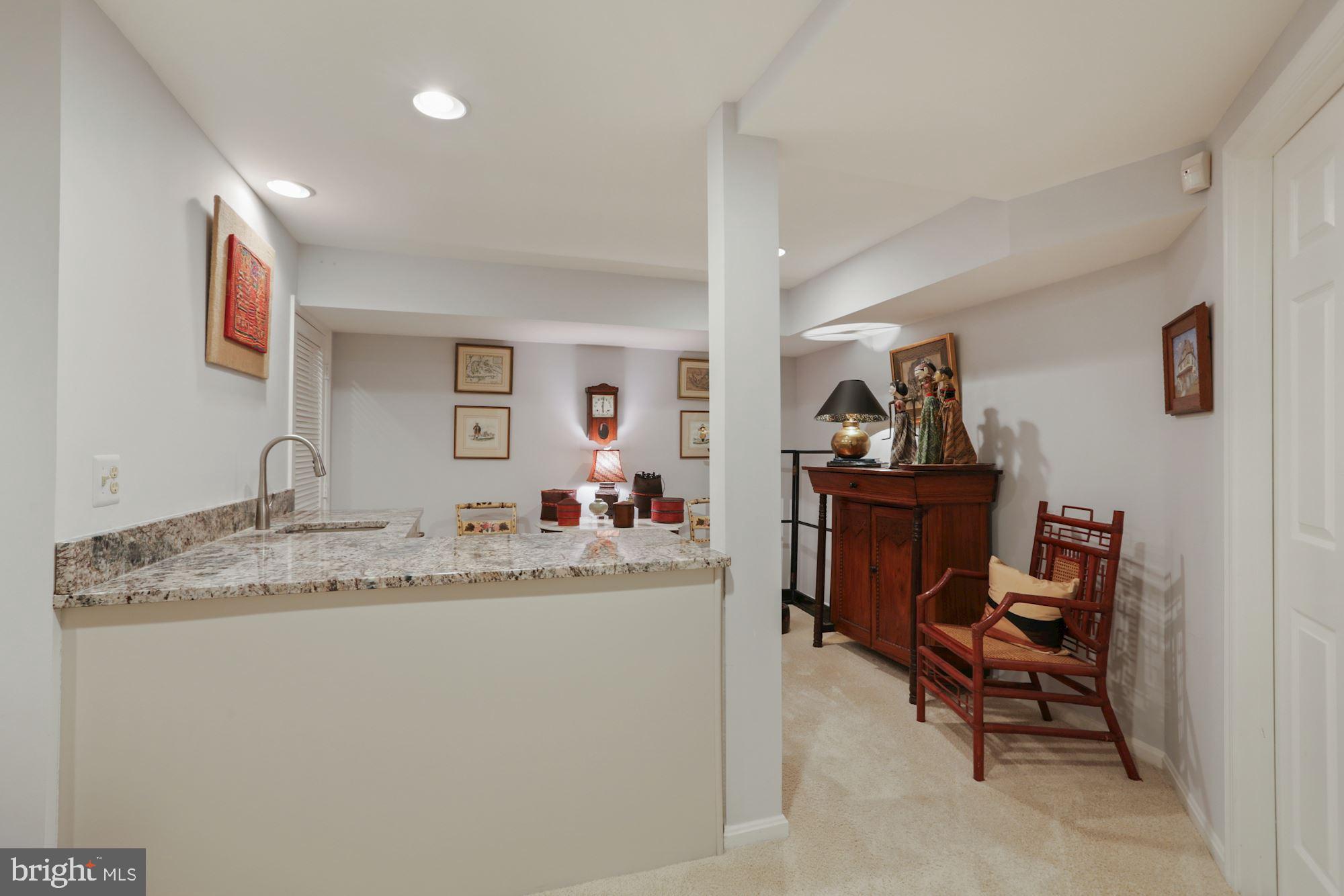 11412 Hollow Timber Way Reston, VA 20194 - Photo 31 of 59 Wet Bar