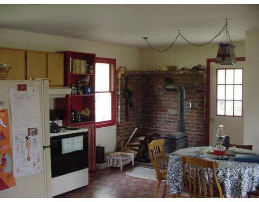19 Jones Road Deerfield, MA 01342 - Photo 8 of 14 Gallery Image 8