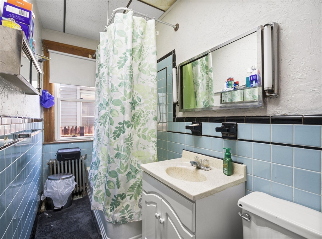 8 Douglas Street Worcester, MA 01603 - Photo 36 of 42