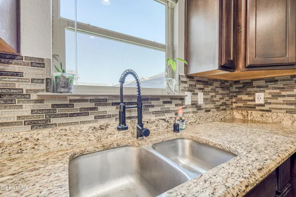 $309,950 | 7113 Long Meadow Drive, El Paso, TX 79934