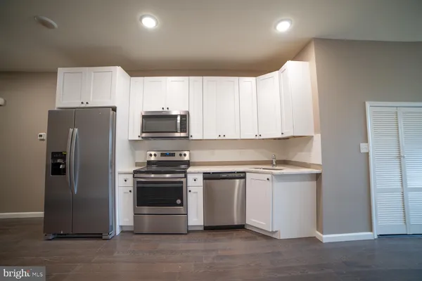 $4,500 | 1848 North 16th Street, Unit 1, Philadelphia, PA 19121