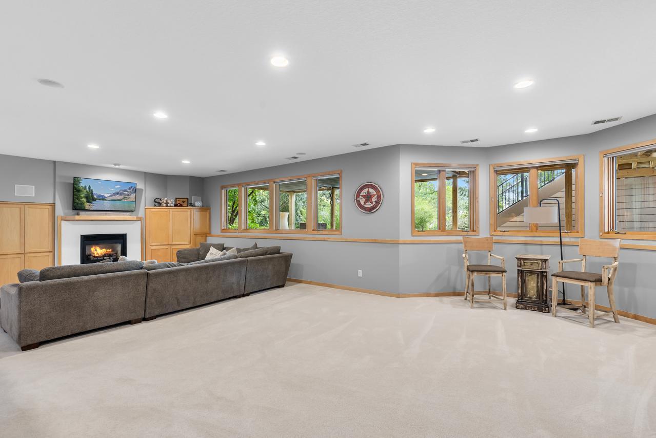 12389 Riverview Road Eden Prairie, MN 55347 - Photo 37 of 65