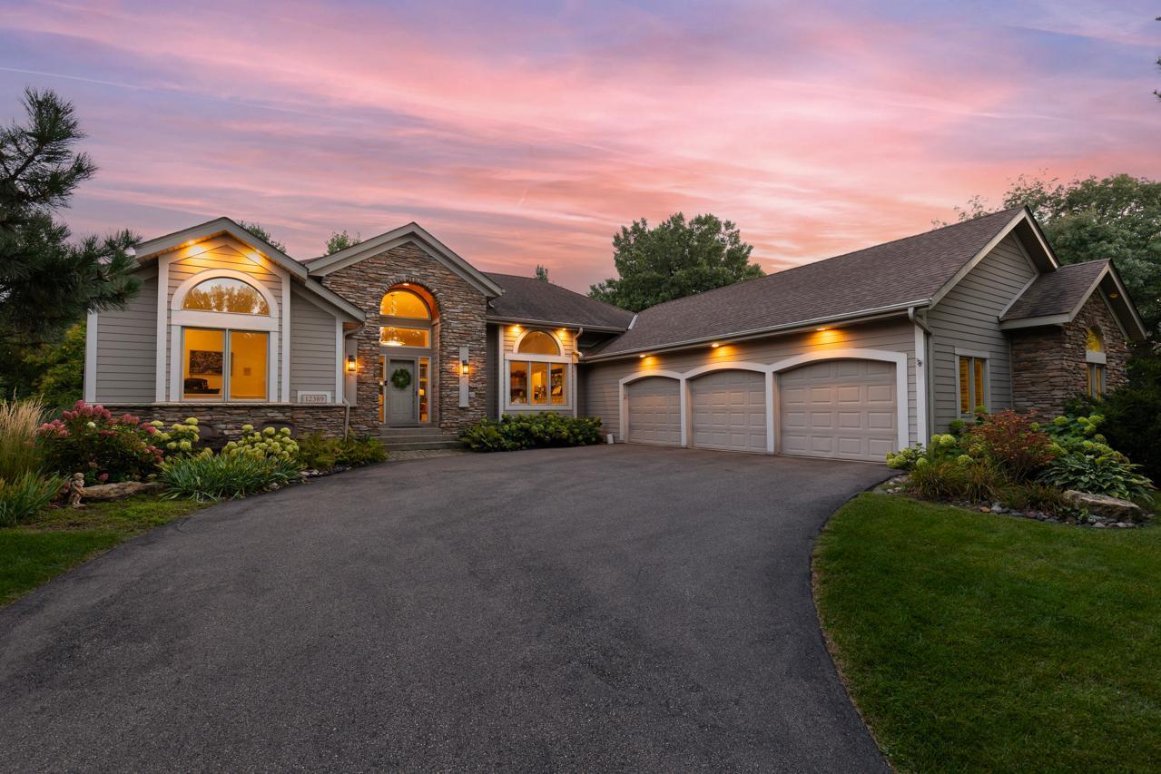 12389 Riverview Road Eden Prairie, MN 55347 - Photo 4 of 65